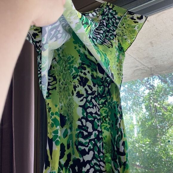 Initiatives Women's Athletic Top (L) - Picture 2 of 5